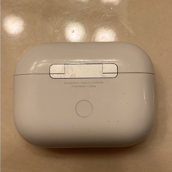 AirPods Pro 2 gen - Picture 2 of 3